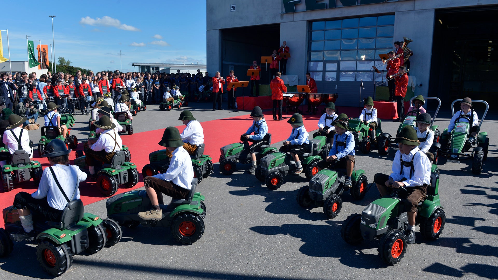  FENDT Werkseröffnung 2012